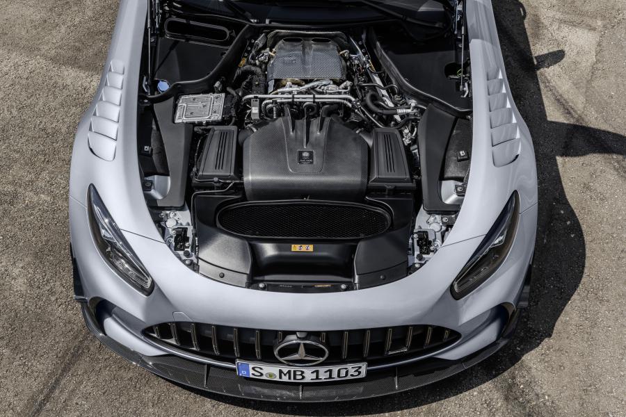Моторный отсек Mercedes-AMG GT Black Series (C190) 2020 года  (WW) (фото 76 из 107)